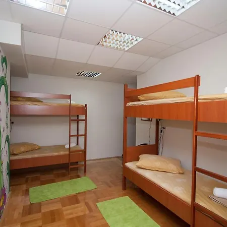 Cocoon & Auberge de jeunesse *