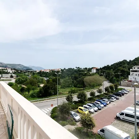 Cocoon & Dubrovnik