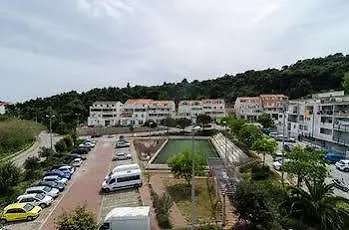 Cocoon & Auberge de jeunesse *